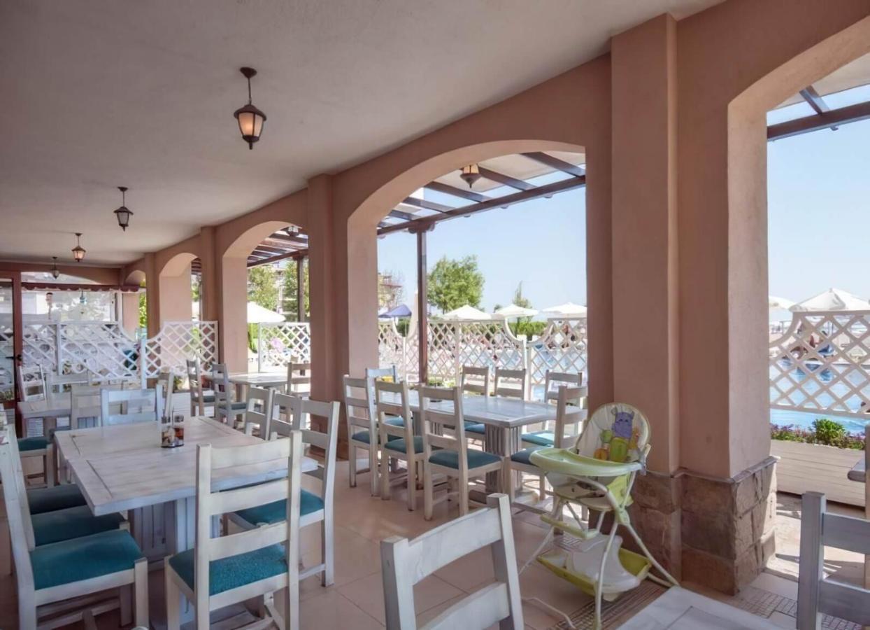 Oasis Del Mare Beach Front Hotel Lozenets Exterior photo