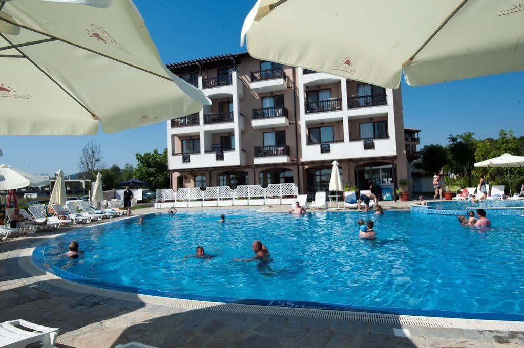 Oasis Del Mare Beach Front Hotel Lozenets Exterior photo